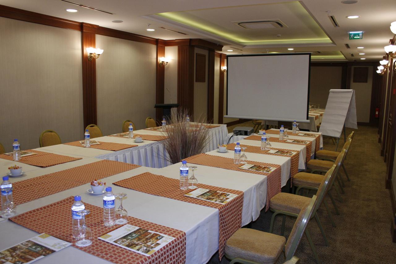 Nova Plaza Park Hotel Истанбул Екстериор снимка