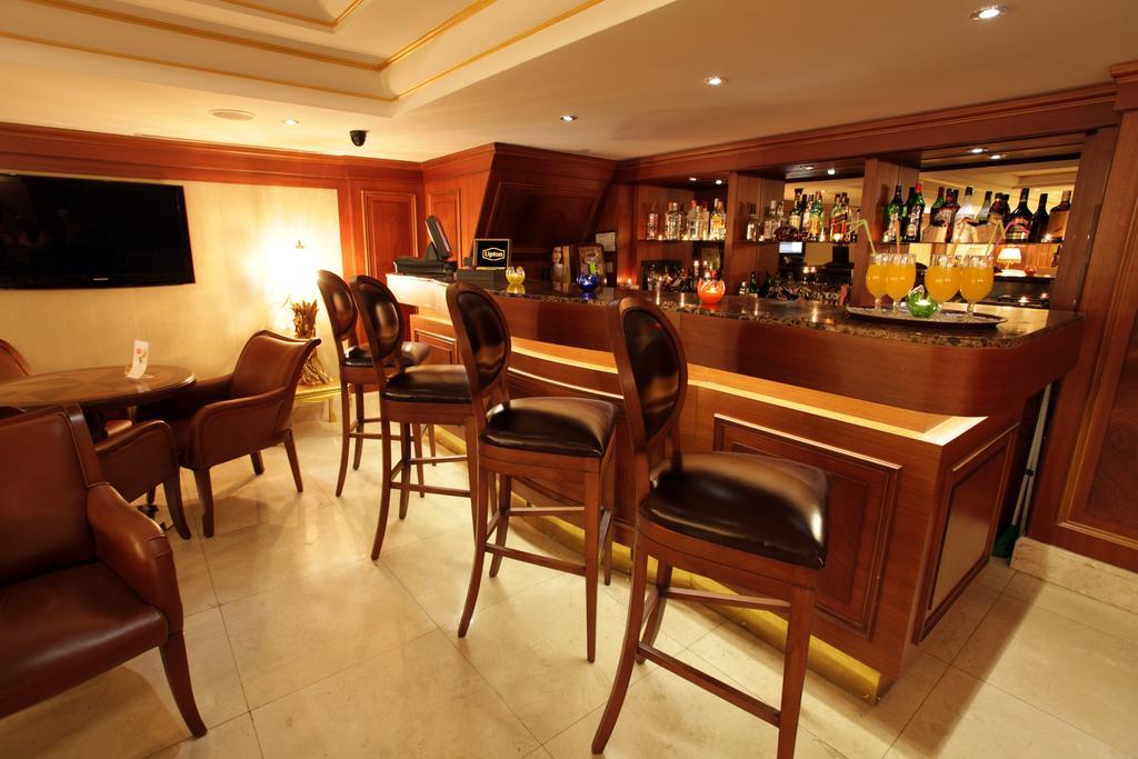 Nova Plaza Park Hotel Истанбул Екстериор снимка